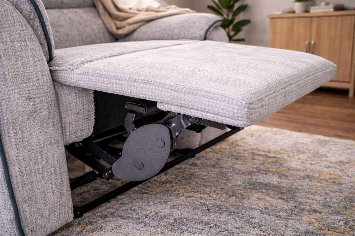 Ashtown 1 Seater Fabric Recliner Suite - Light Grey