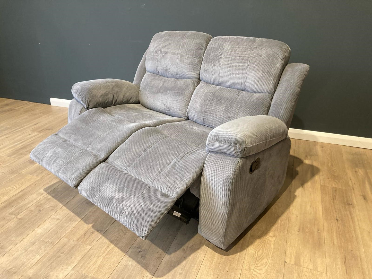 New Jersey 3+2 Reclining Suite